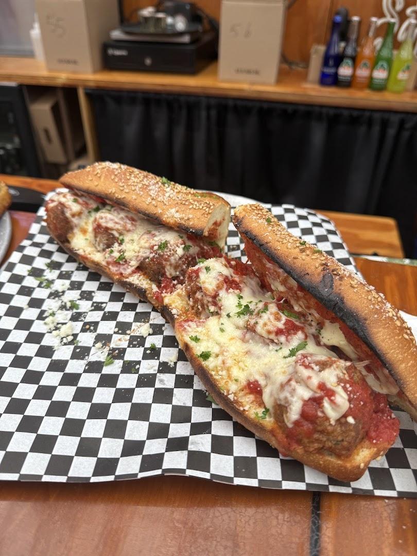 Doozie's Pizza